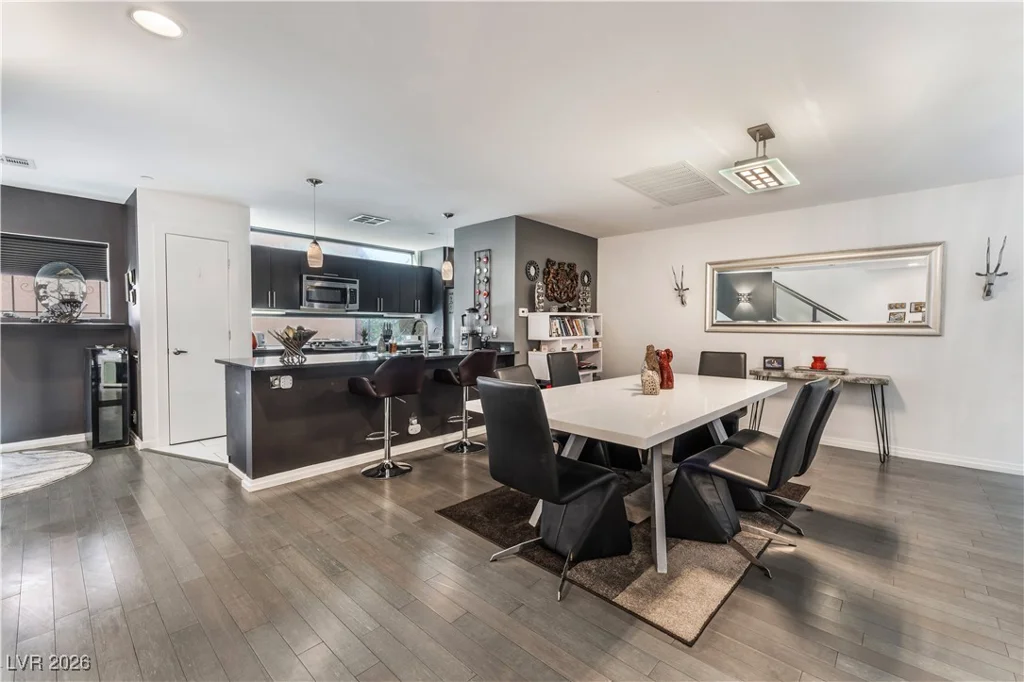 231 Dougram, Las Vegas, NV 89101
