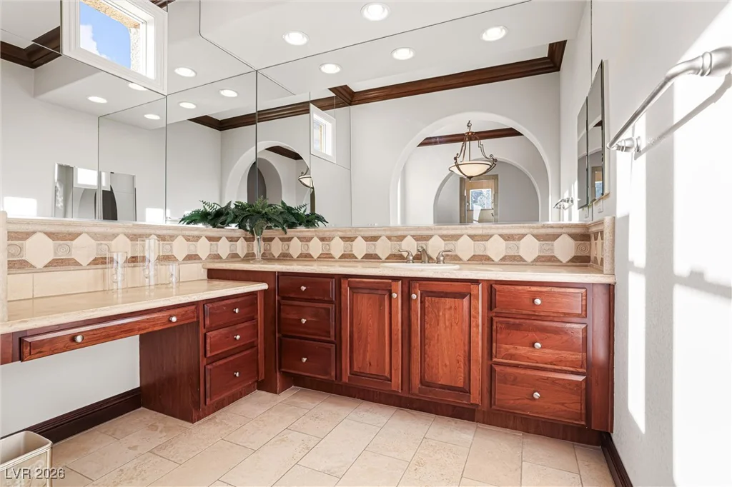 12075 Point Royal, Las Vegas, NV 89141