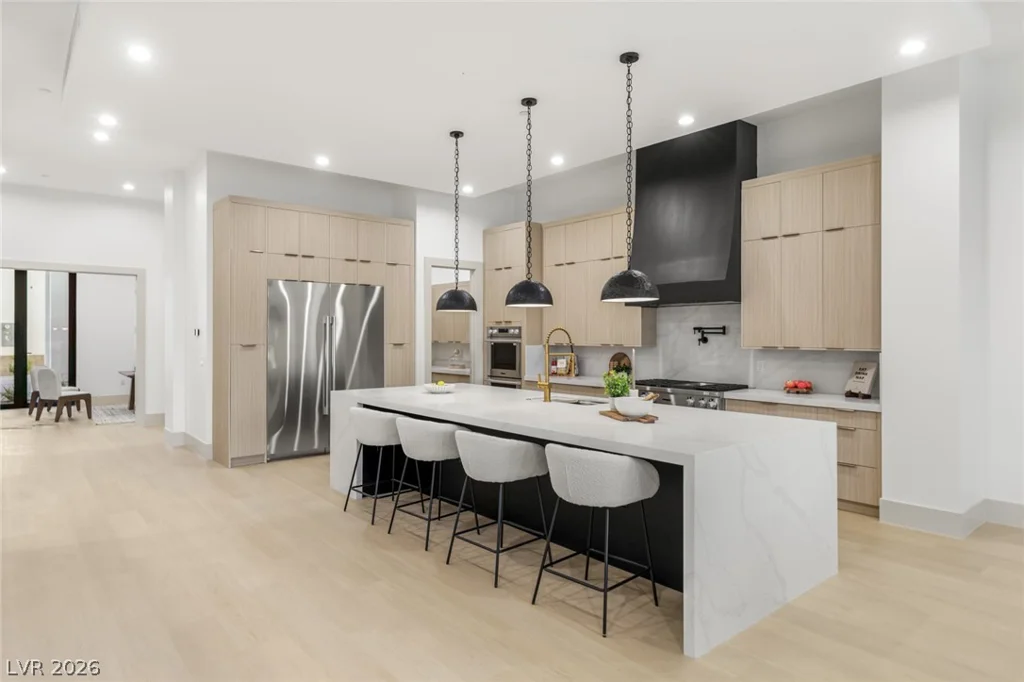 5885 St Ebbes, Las Vegas, NV 89131