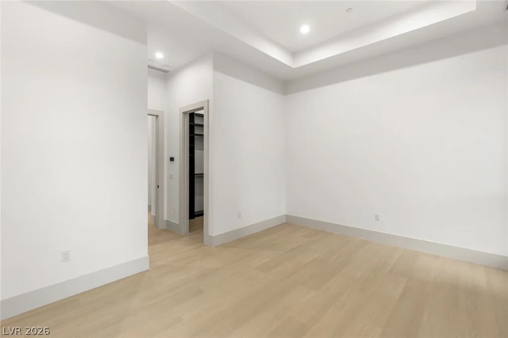 5885 St Ebbes, Las Vegas, NV 89131