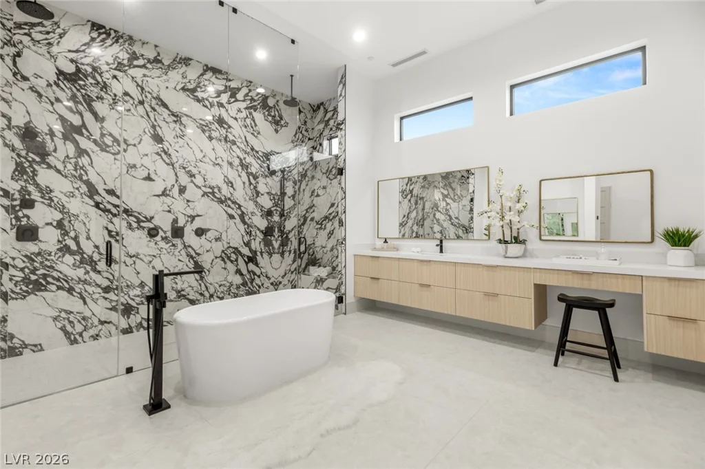 5885 St Ebbes, Las Vegas, NV 89131