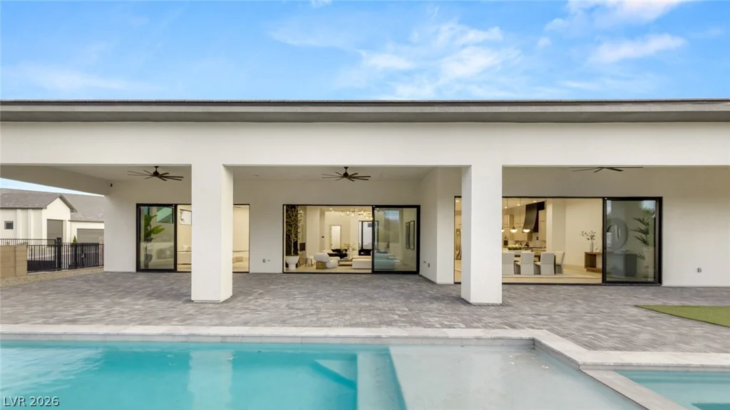 5885 St Ebbes, Las Vegas, NV 89131