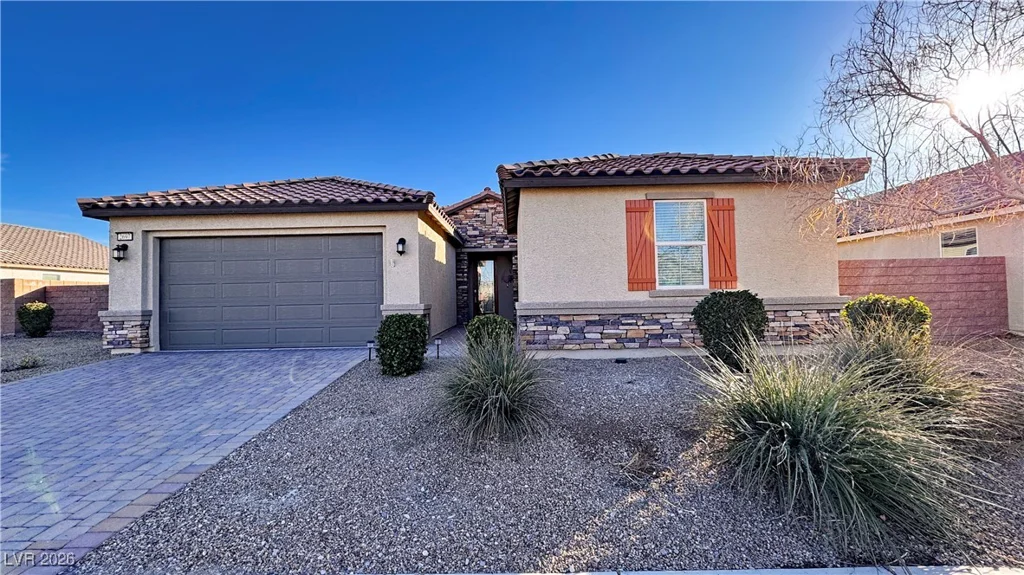 2697 Blossom, Pahrump, NV 89048