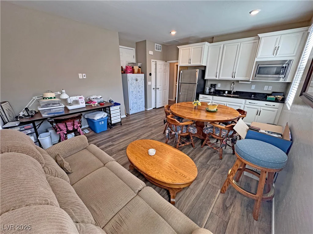 2697 Blossom, Pahrump, NV 89048
