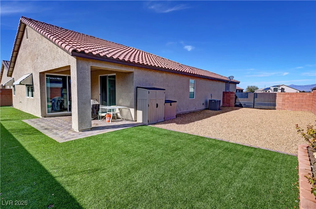 2697 Blossom, Pahrump, NV 89048