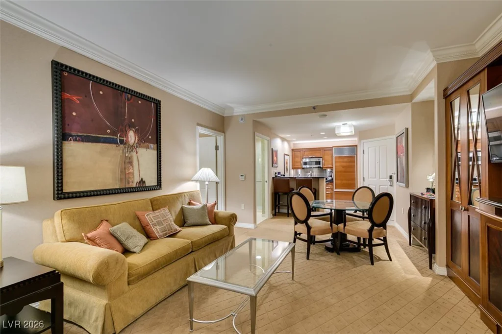 145 HARMON, Las Vegas, NV 89109