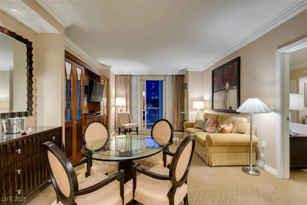 145 HARMON, Las Vegas, NV 89109