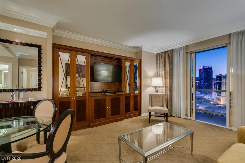 145 HARMON, Las Vegas, NV 89109