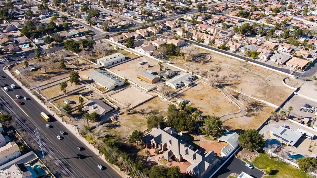 3910 Russell, Las Vegas, NV 89120