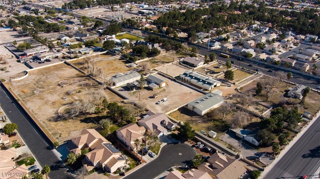 3910 Russell, Las Vegas, NV 89120
