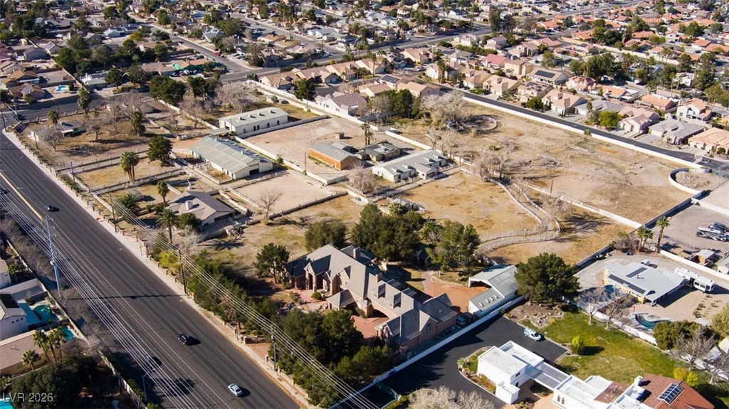 3910 Russell, Las Vegas, NV 89120