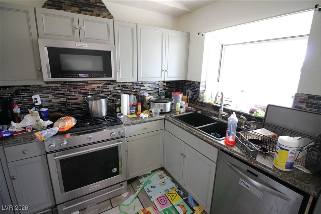4135 Comb, Las Vegas, NV 89104