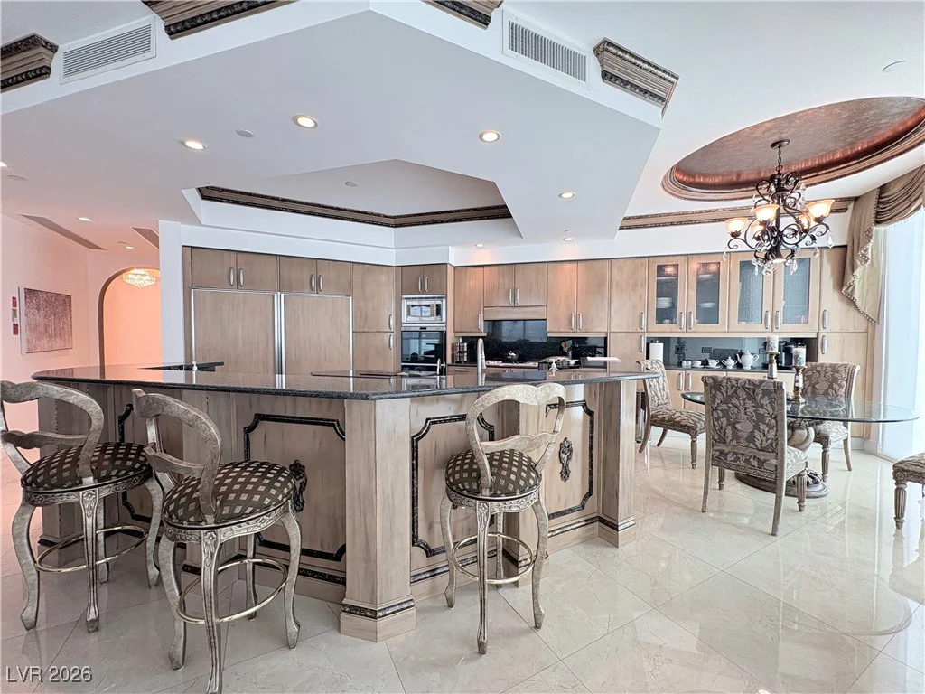 2857 Paradise, Las Vegas, NV 89109