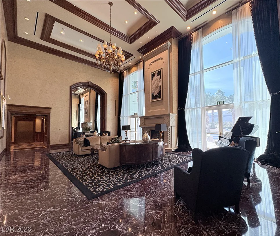 2857 Paradise, Las Vegas, NV 89109