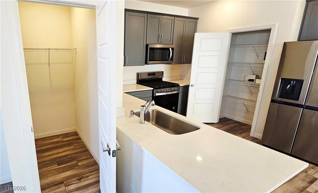 2713 Abrantes, Henderson, NV 89044