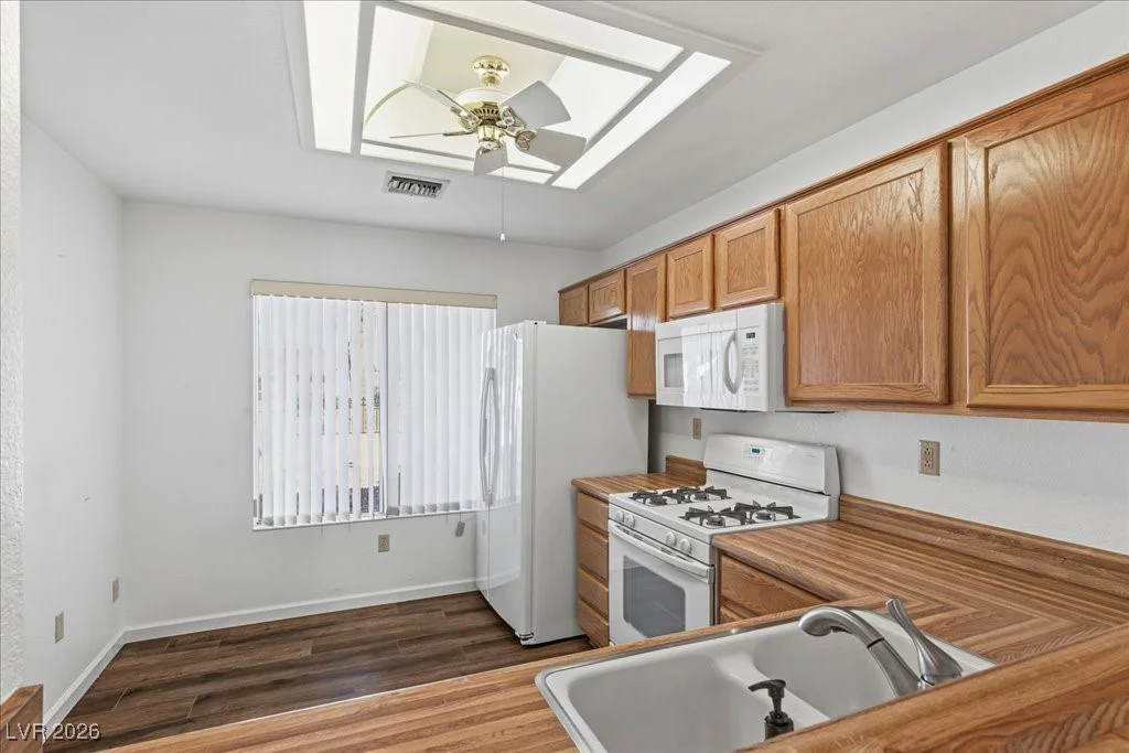 9521 Gold Bank, Las Vegas, NV 89134