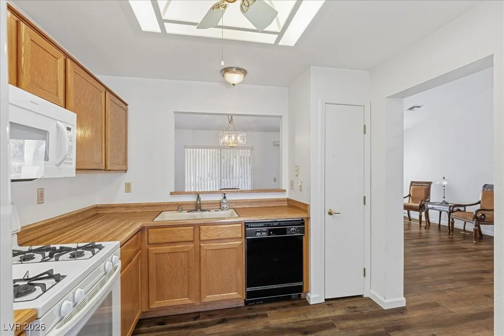 9521 Gold Bank, Las Vegas, NV 89134