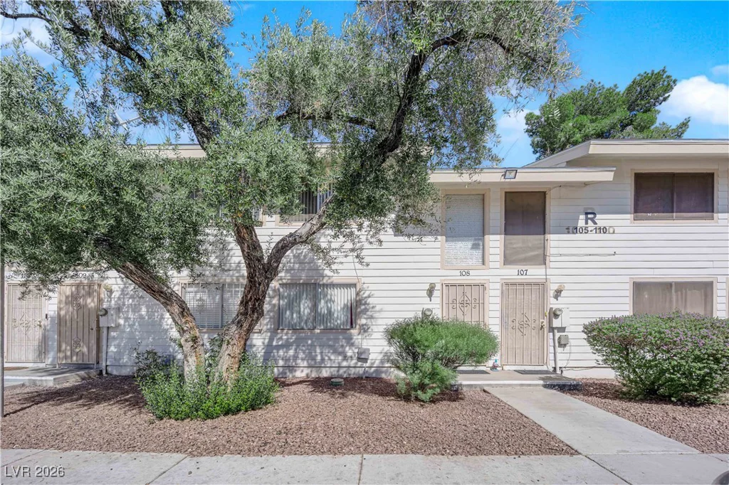 4770 Topaz, Las Vegas, NV 89121