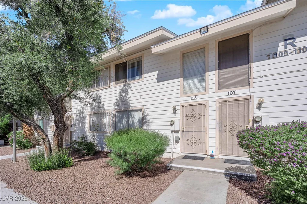 4770 Topaz, Las Vegas, NV 89121