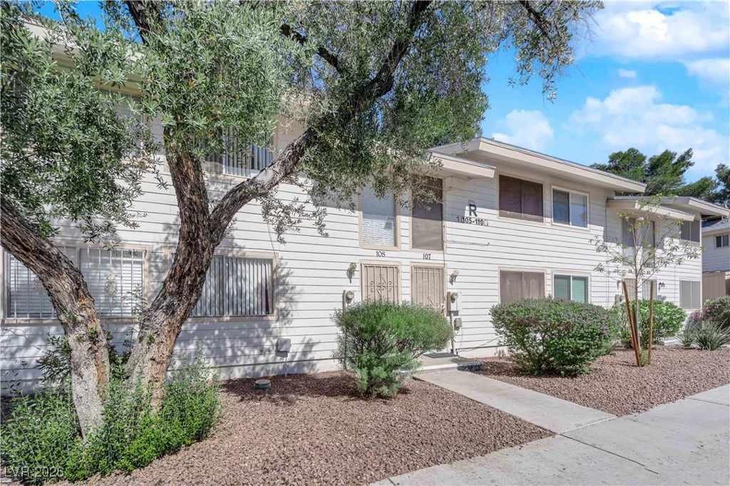 4770 Topaz, Las Vegas, NV 89121