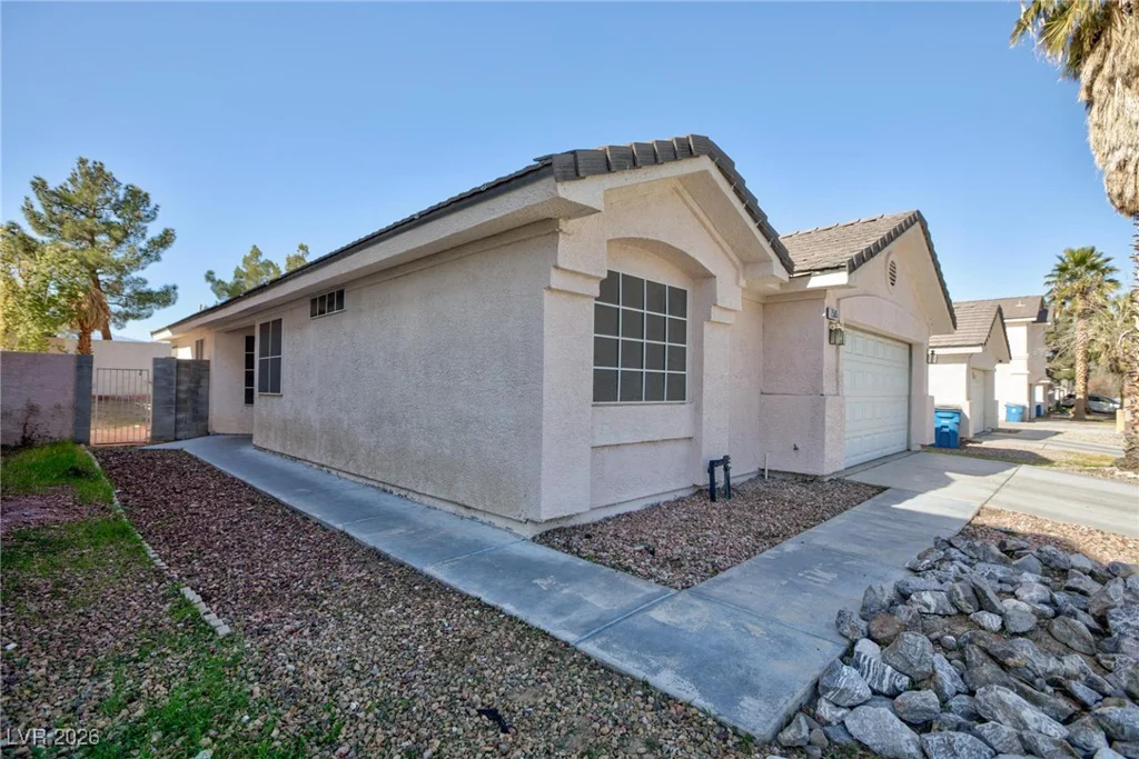 7505 Flat Rock, Las Vegas, NV 89131