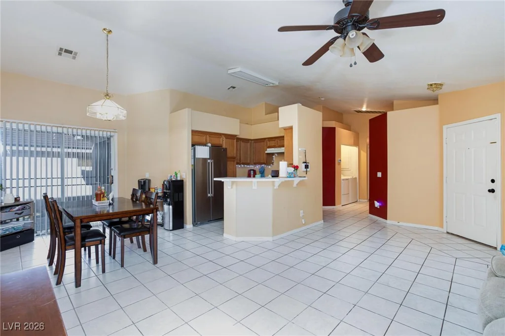 7505 Flat Rock, Las Vegas, NV 89131