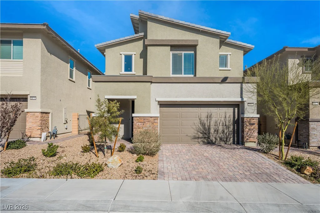 8866 Mountain Lion, Las Vegas, NV 89166