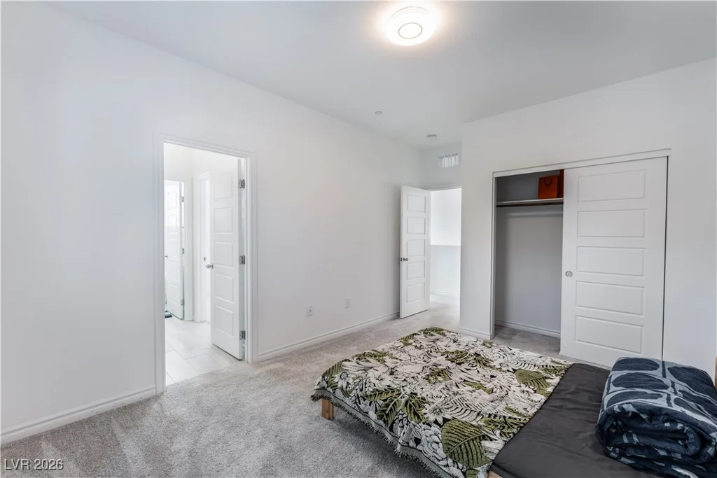 8866 Mountain Lion, Las Vegas, NV 89166