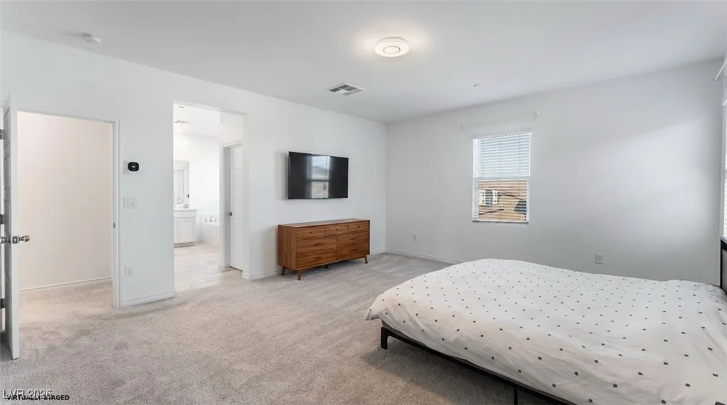 8866 Mountain Lion, Las Vegas, NV 89166