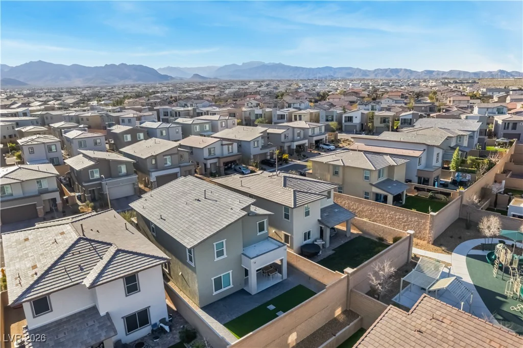 8866 Mountain Lion, Las Vegas, NV 89166