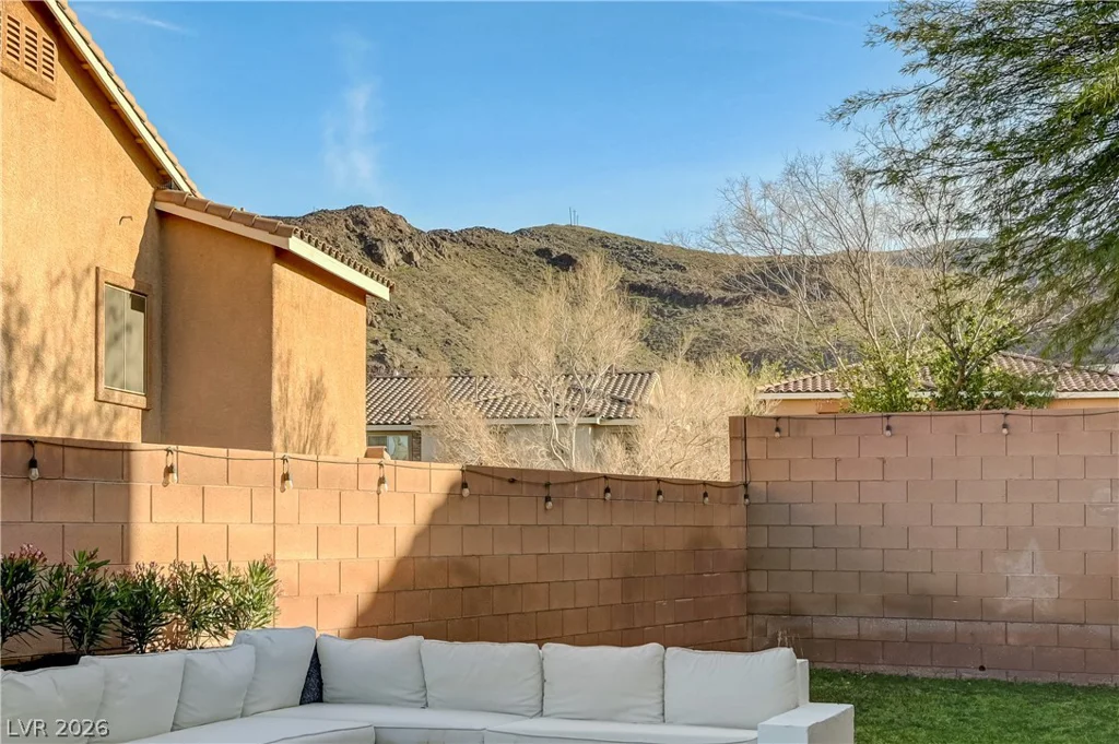 176 Kirkton, Henderson, NV 89012