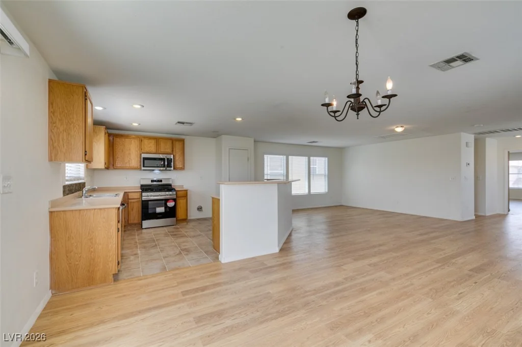 11668 Tierney Creek, Las Vegas, NV 89183