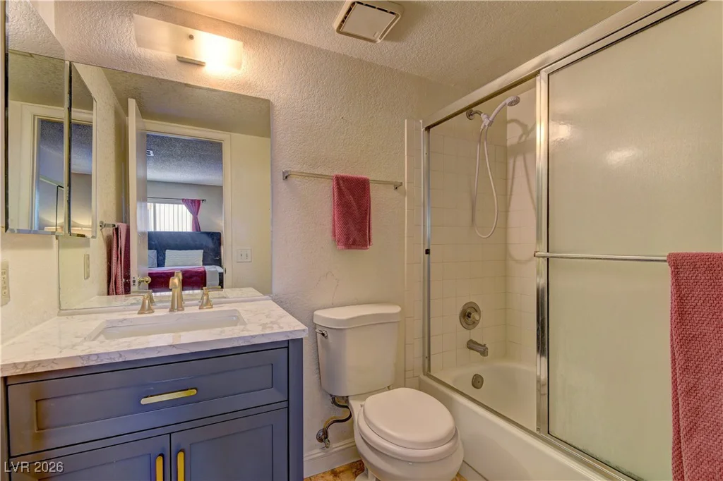 905 Rockview, Las Vegas, NV 89128