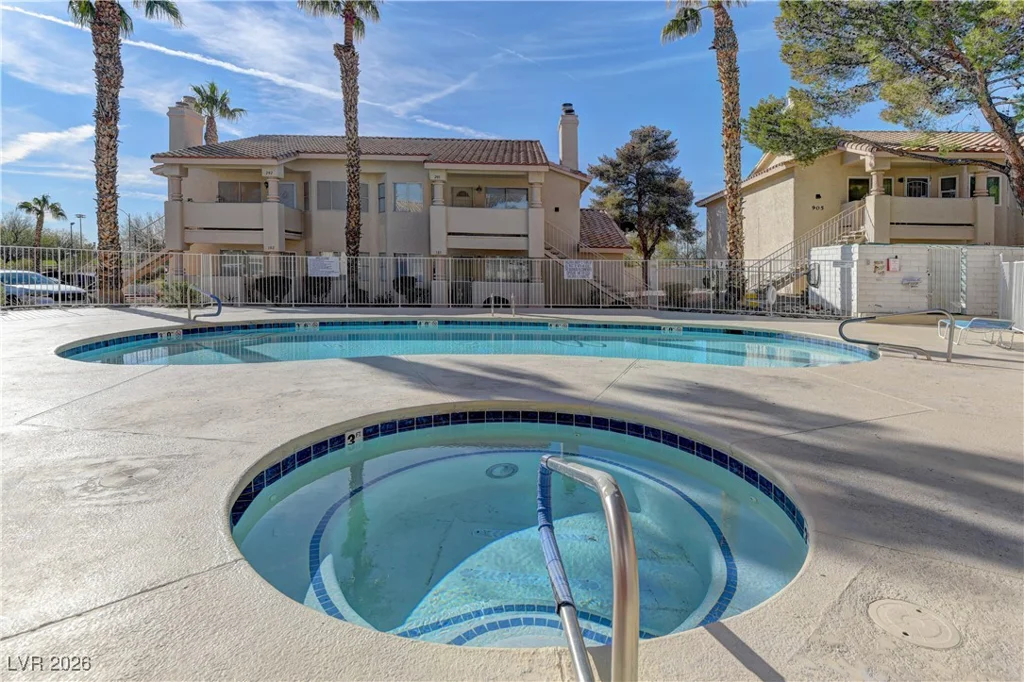 905 Rockview, Las Vegas, NV 89128