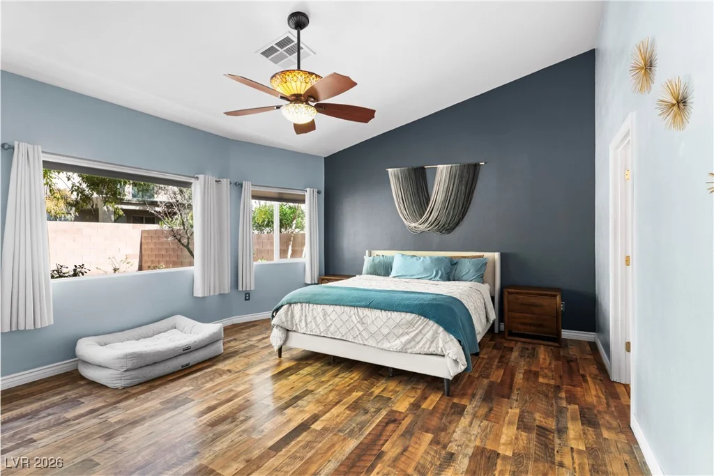 5822 Falling Stream, Las Vegas, NV 89131