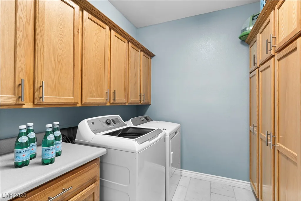 5822 Falling Stream, Las Vegas, NV 89131