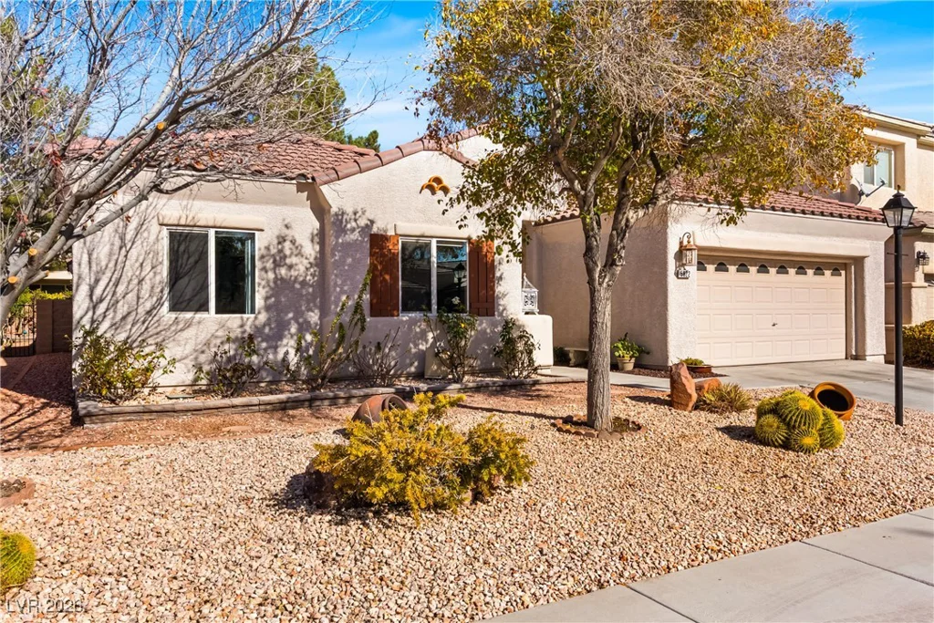 5822 Falling Stream, Las Vegas, NV 89131