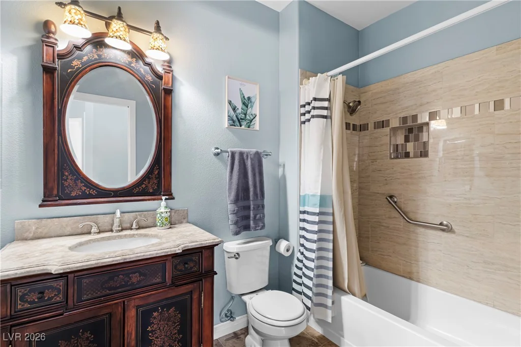 5822 Falling Stream, Las Vegas, NV 89131