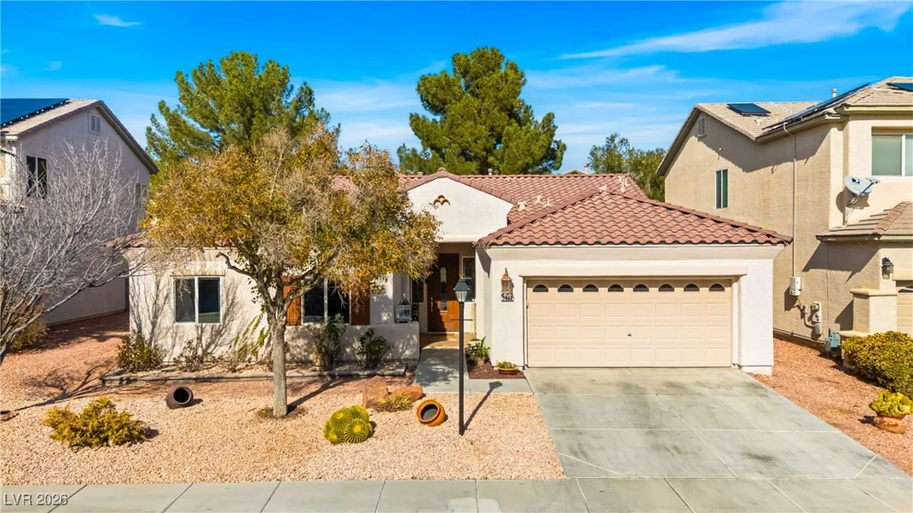 5822 Falling Stream, Las Vegas, NV 89131