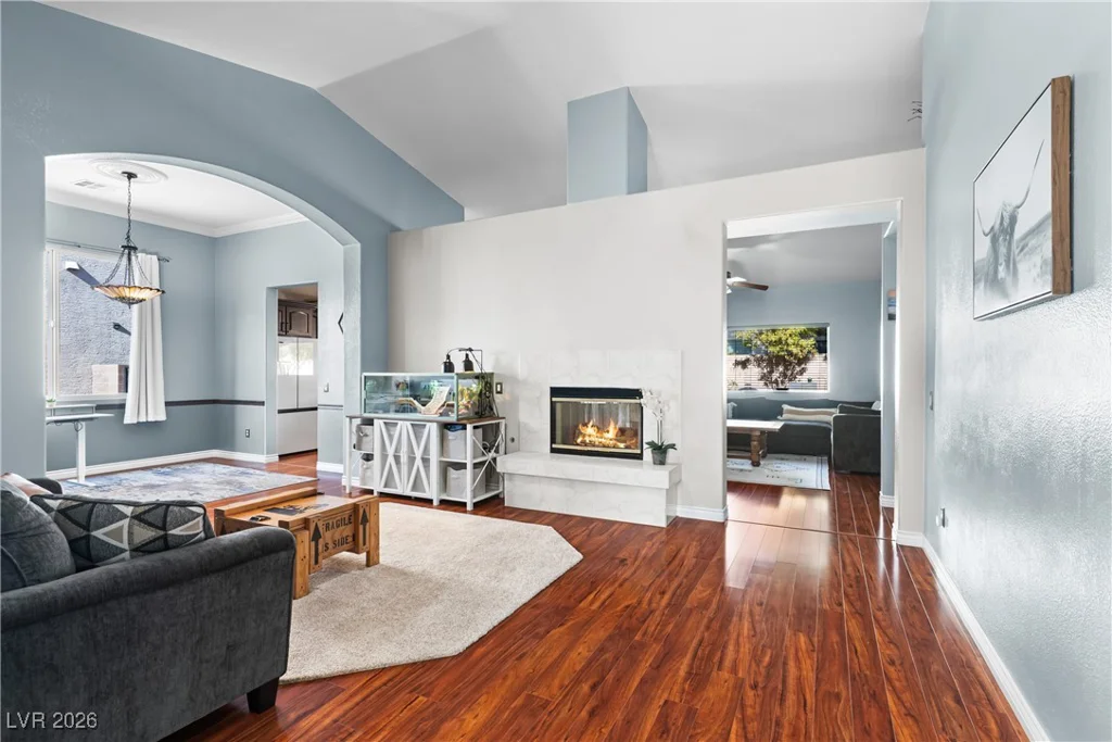 5822 Falling Stream, Las Vegas, NV 89131
