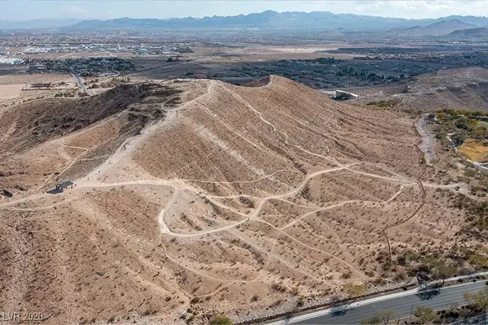 7125 Mountain Den, Las Vegas, NV 89179