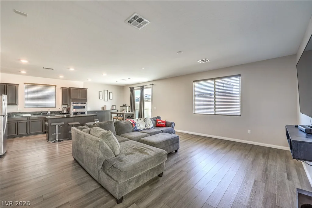 6919 Stone Cactus, North Las Vegas, NV 89086