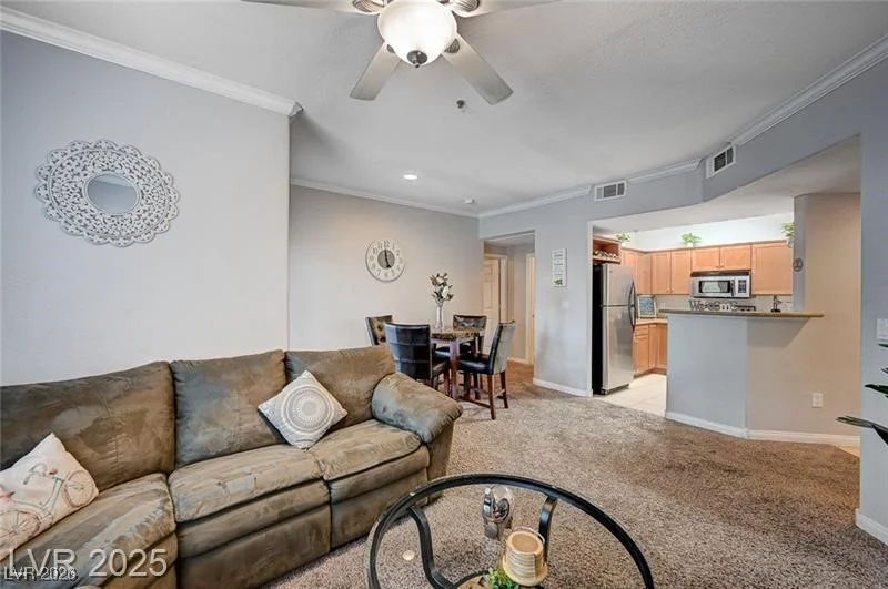 4400 Jones, Las Vegas, NV 89103