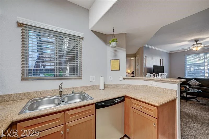 4400 Jones, Las Vegas, NV 89103