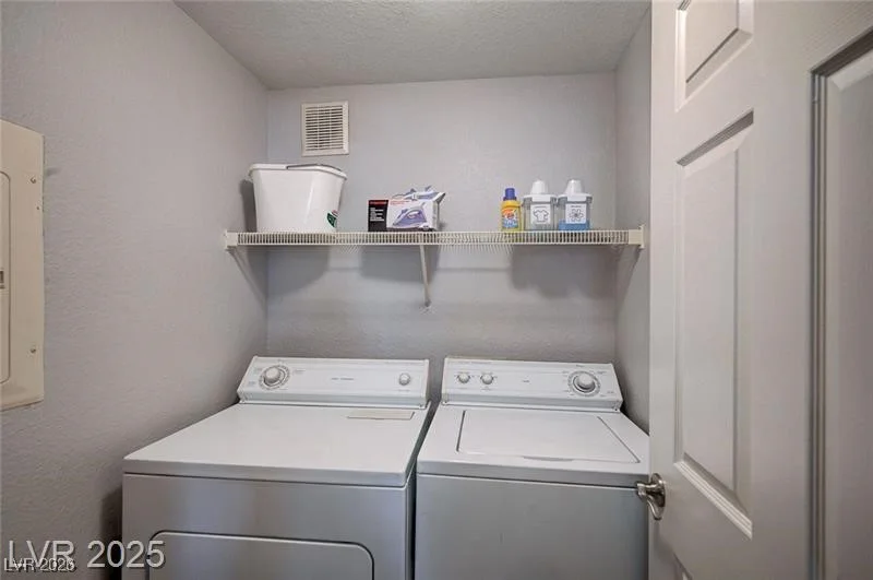 4400 Jones, Las Vegas, NV 89103