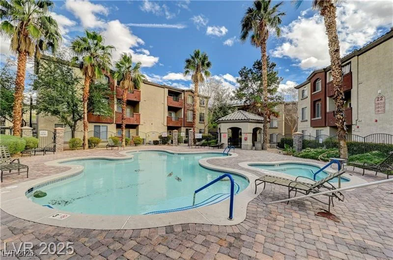 4400 Jones, Las Vegas, NV 89103