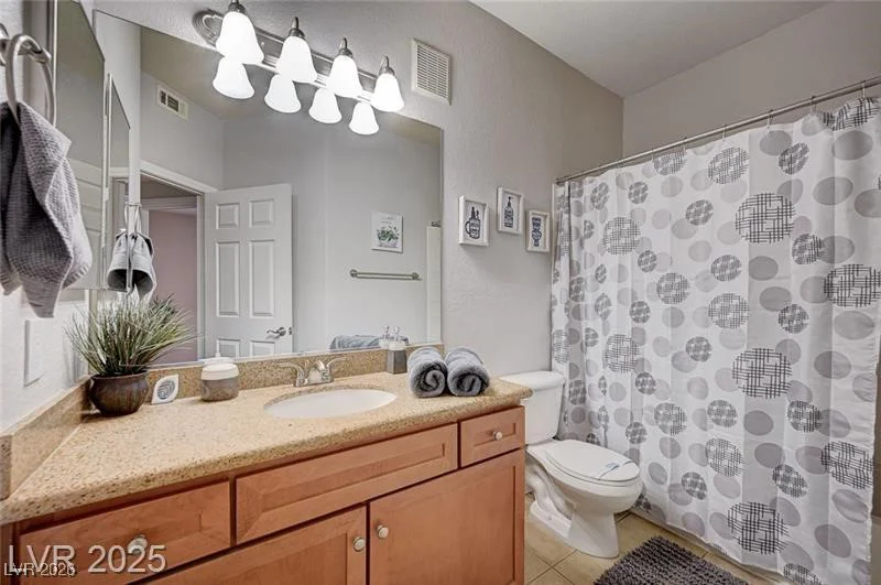 4400 Jones, Las Vegas, NV 89103