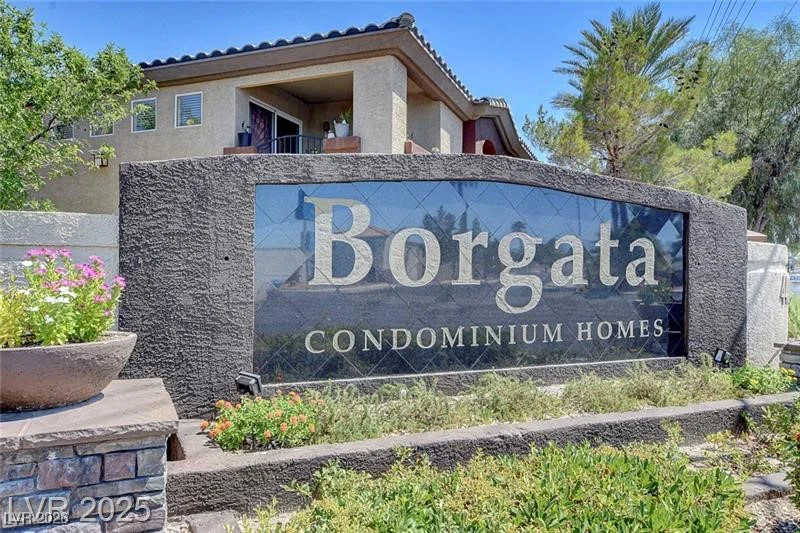 4400 Jones, Las Vegas, NV 89103