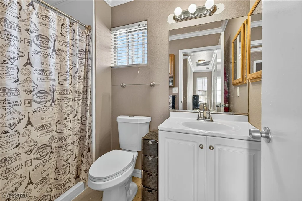 3828 Vista Largo, Las Vegas, NV 89121