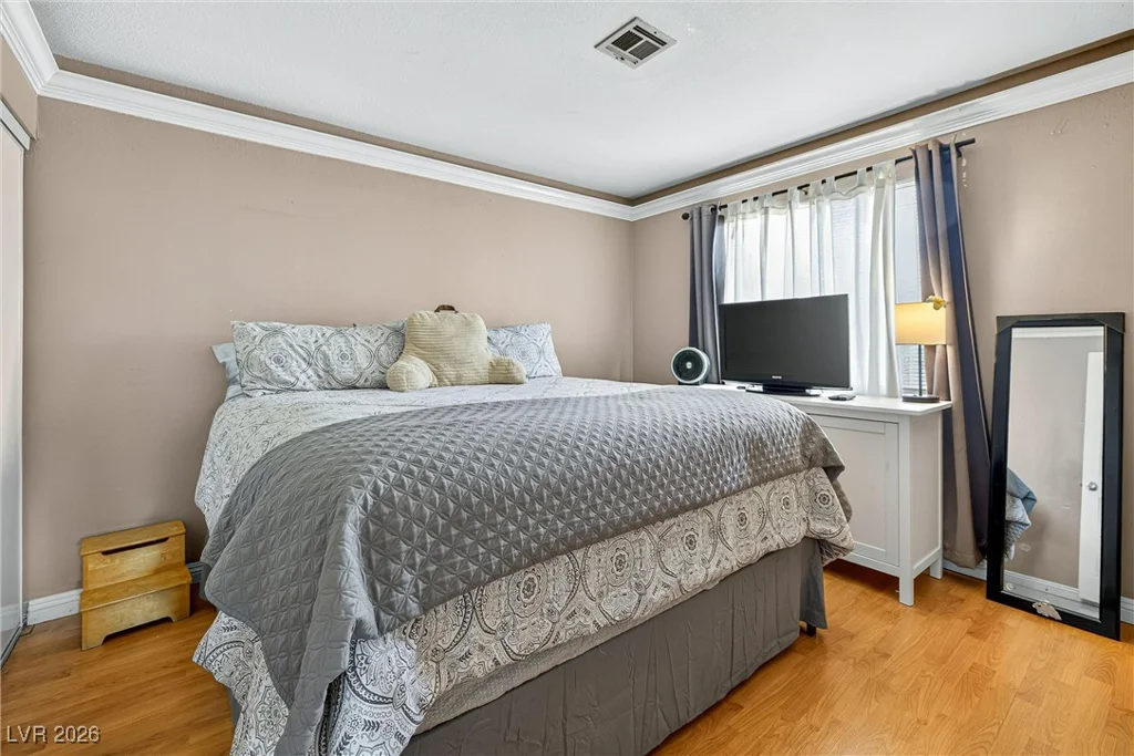 3828 Vista Largo, Las Vegas, NV 89121